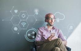 如何评估和比较不同呼叫中心生产商的解决方案