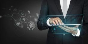 如何在大型呼叫中心中有效进行质量保证和监控坐席绩效？