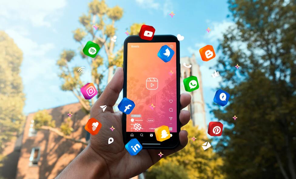 打造亲和力：呼叫中心电话客服的沟通技巧和情绪管理