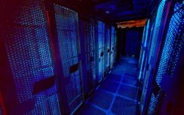 如何衡量客服平台系统的用户界面（UI）和用户体验（UX）设计对客户满意度和效率的影响