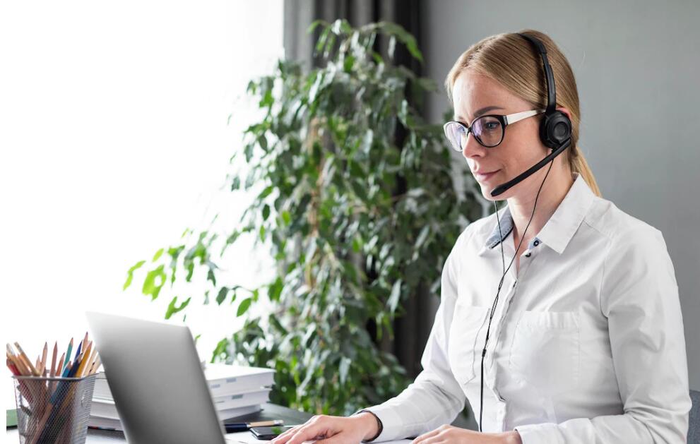 客服呼叫中心系统的云端部署与智能运维