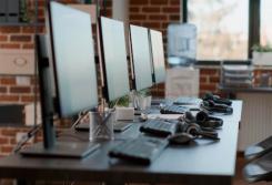 云端部署与安全保障：呼叫中心如何实现可靠稳定的运作？